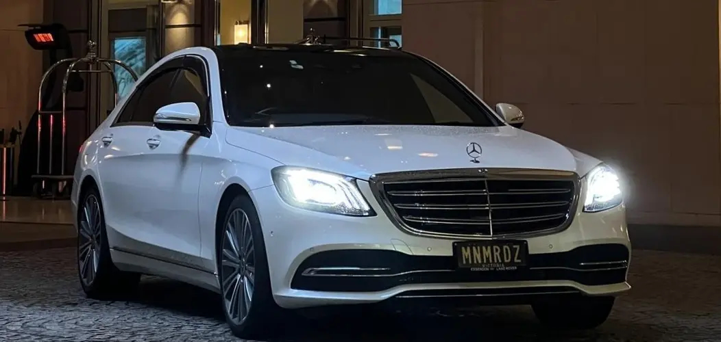 Luxury Limo Hire in Melbourne With MNMRiDEZ Chauffuer Service