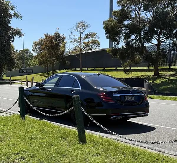 Private Driver from Hampton to Melbourne Airport