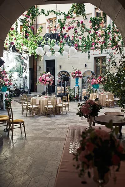 Wedding Car Hire in Upper Ferntree Gully | Luxury Wedding Transport