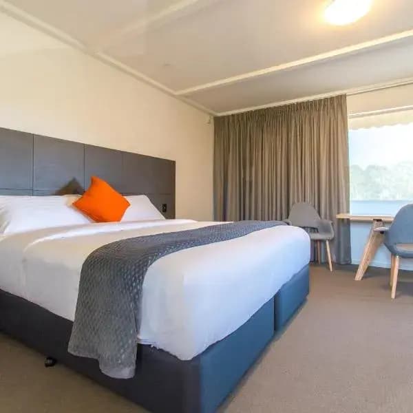 Seaford Meadows to Adelaide Airport (ADL) | Elevated Airport Transfer Experience
