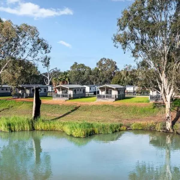 Nichols Point to Melbourne Airport (MEL) | Elevated Airport Transfer Experience