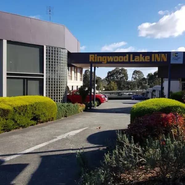 Croydon Hills to Melbourne Airport (MEL) | Elevated Airport Transfer Experience