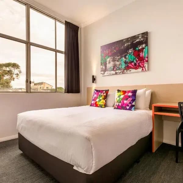 Maidstone to Melbourne Airport (MEL) | Elevated Airport Transfer Experience