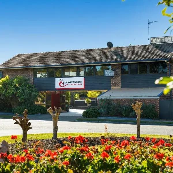 Coal Creek to Brisbane Airport (BNE) | Elevated Airport Transfer Experience