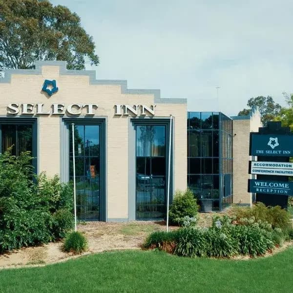 Emu Heights to Sydney Airport (SYD) | Elevated Airport Transfer Experience