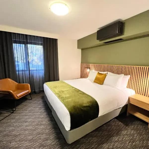 East Hills to Sydney Airport (SYD) | Elevated Airport Transfer Experience