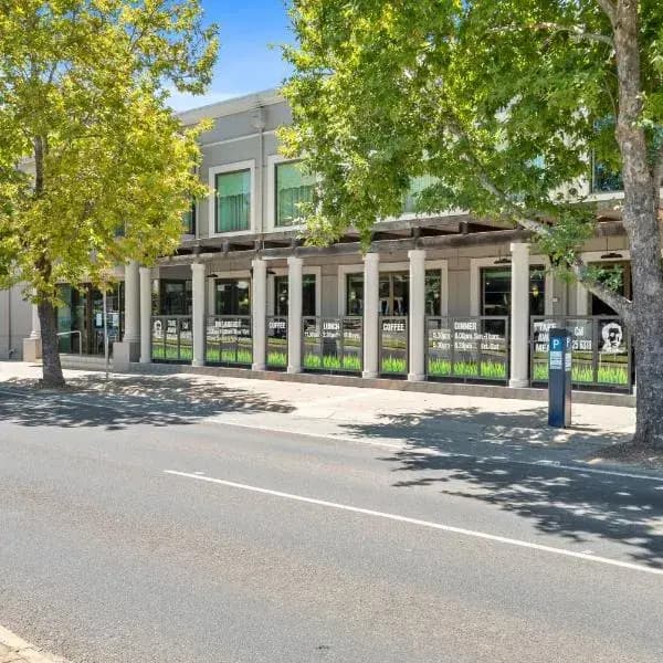 Marionvale to Melbourne Airport (MEL) | Elevated Airport Transfer Experience