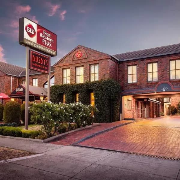 Cheltenham to Melbourne Airport (MEL) | Elevated Airport Transfer Experience