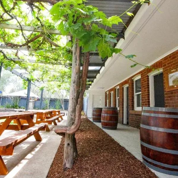 Lovedale to Sydney Airport (SYD) | Elevated Airport Transfer Experience