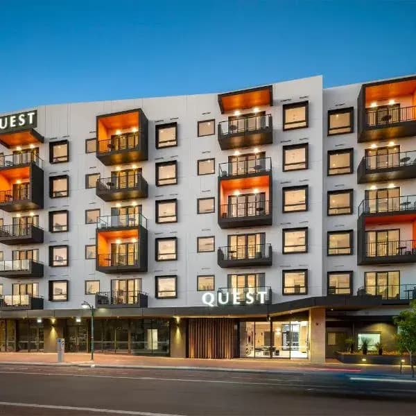 Pearsall to Perth Airport (PER) | Elevated Airport Transfer Experience