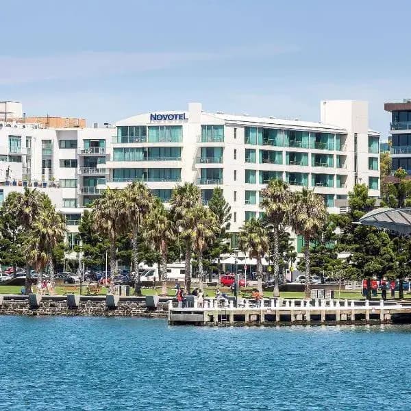Tower Hill to Melbourne Airport (MEL) | Elevated Airport Transfer Experience