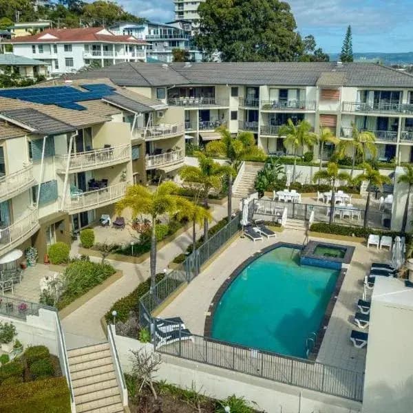 Burleigh Town to Brisbane Airport (BNE) | Elevated Airport Transfer Experience