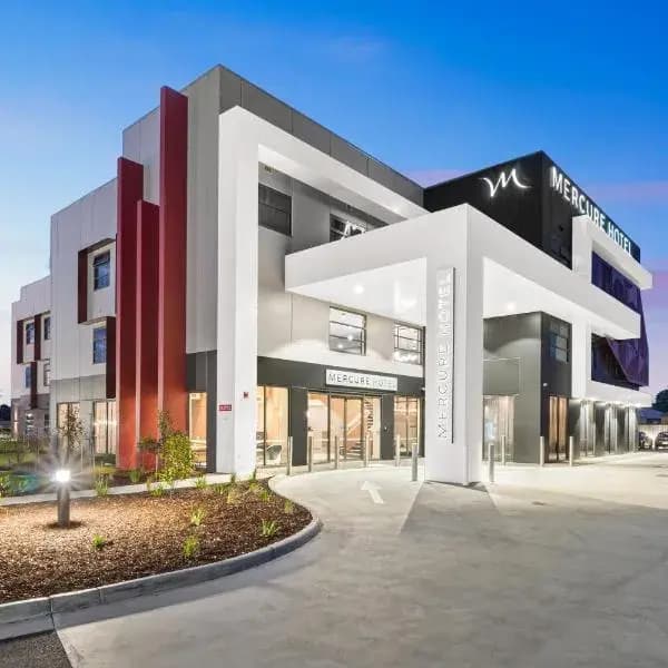 Beaconsfield Upper to Melbourne Airport (MEL) | Elevated Airport Transfer Experience