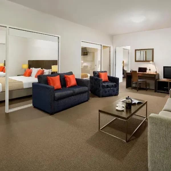 Nichols Point to Melbourne Airport (MEL) | Elevated Airport Transfer Experience