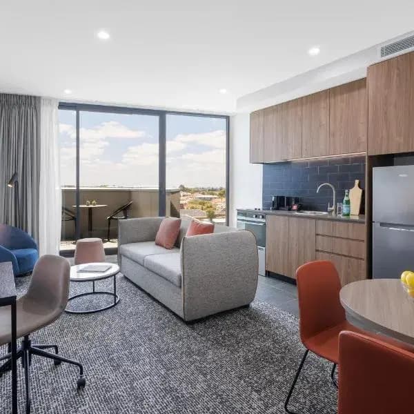 Avondale Heights to Melbourne Airport (MEL) | Elevated Airport Transfer Experience