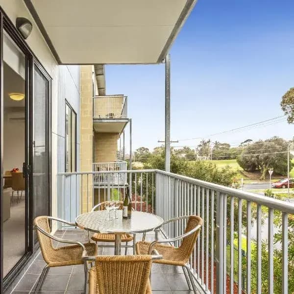 Langwarrin South to Melbourne Airport (MEL) | Elevated Airport Transfer Experience