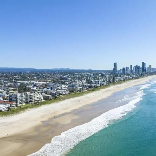 Nobby Beach to Brisbane Airport (BNE) | Elevated Airport Transfer Experience