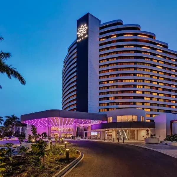 Miami Keys to Brisbane Airport (BNE) | Elevated Airport Transfer Experience