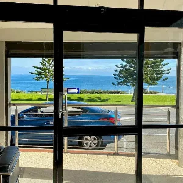 Mount Claremont to Perth Airport (PER) | Elevated Airport Transfer Experience