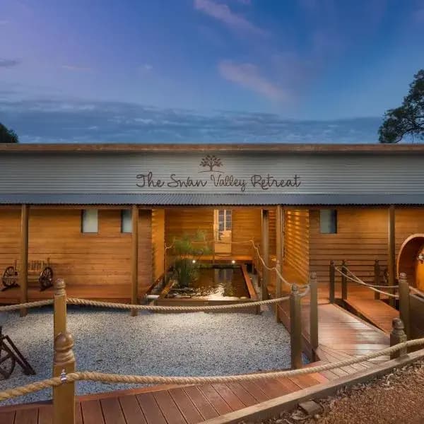 Landsdale to Perth Airport (PER) | Elevated Airport Transfer Experience