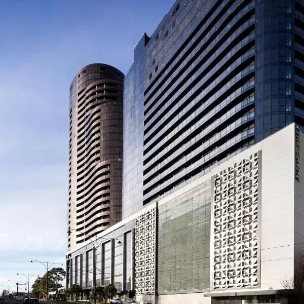 Canterbury to Melbourne Airport (MEL) | Elevated Airport Transfer Experience