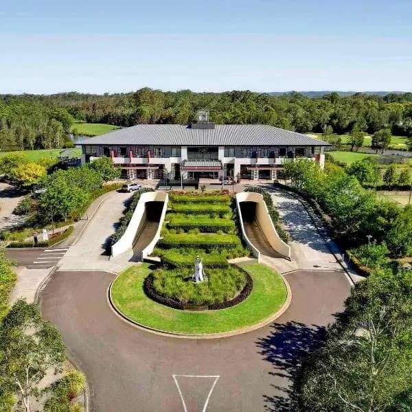 Lemon Tree to Sydney Airport (SYD) | Elevated Airport Transfer Experience