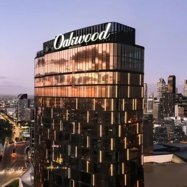 South Wharf to Melbourne Airport (MEL) | Elevated Airport Transfer Experience