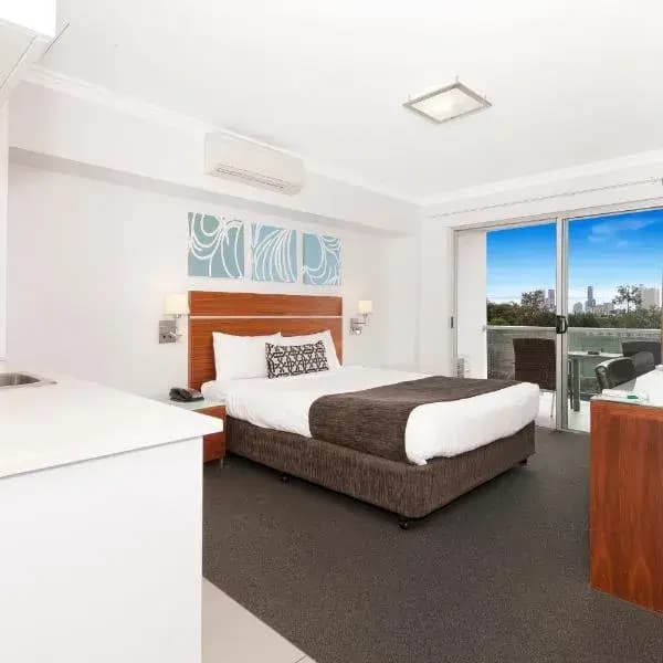 Clifton Hill to Brisbane Airport (BNE) | Elevated Airport Transfer Experience