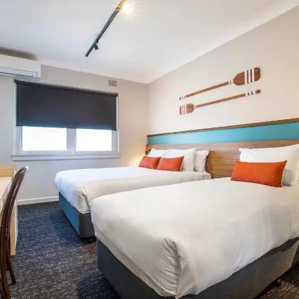 Palm Beach to Sydney Airport (SYD) | Elevated Airport Transfer Experience