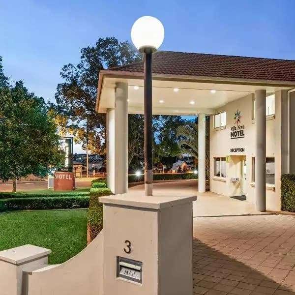Rockmount to Brisbane Airport (BNE) | Elevated Airport Transfer Experience