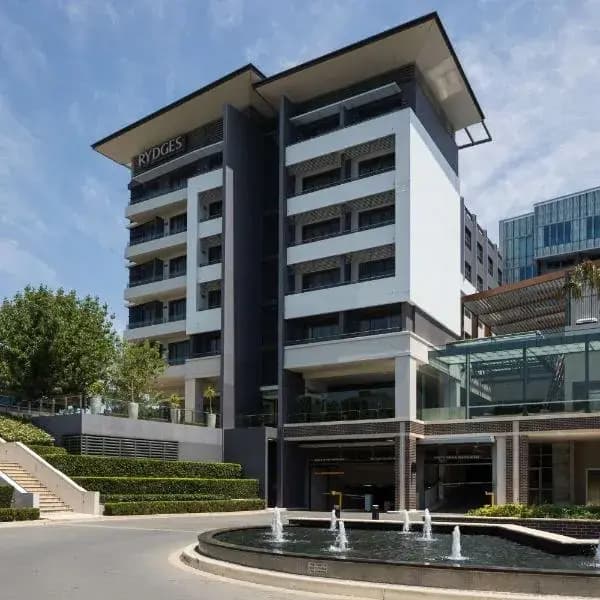 Razorback to Sydney Airport (SYD) | Elevated Airport Transfer Experience