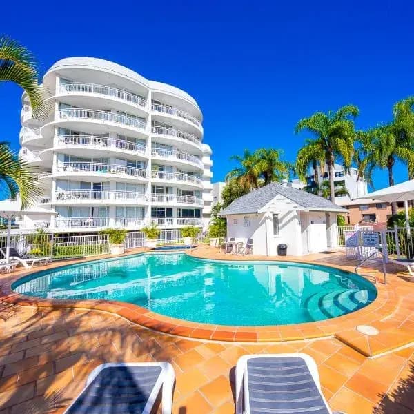 Runaway Bay to Brisbane Airport (BNE) | Elevated Airport Transfer Experience