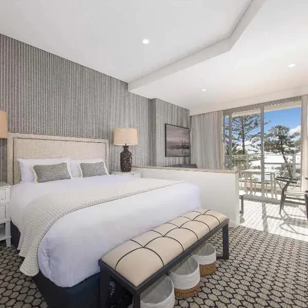 Queenscliff to Sydney Airport (SYD) | Elevated Airport Transfer Experience