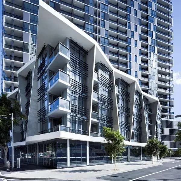North Melbourne to Melbourne Airport (MEL) | Elevated Airport Transfer Experience
