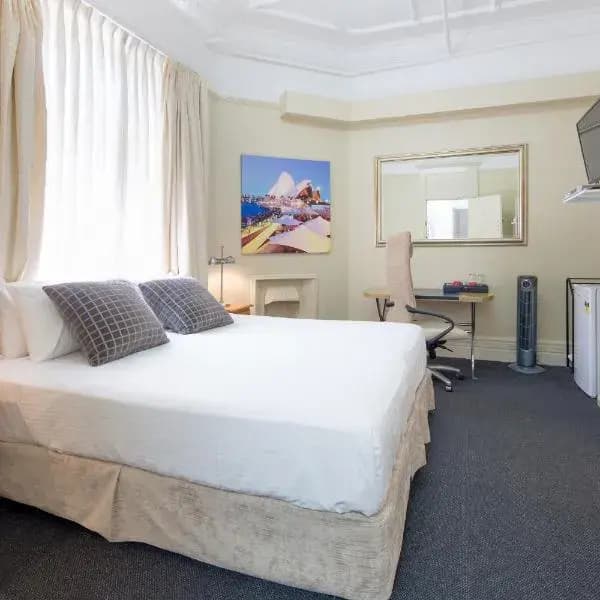 Spit Junction to Sydney Airport (SYD) | Elevated Airport Transfer Experience