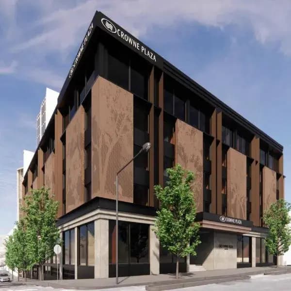 Carlton to Melbourne Airport (MEL) | Elevated Airport Transfer Experience