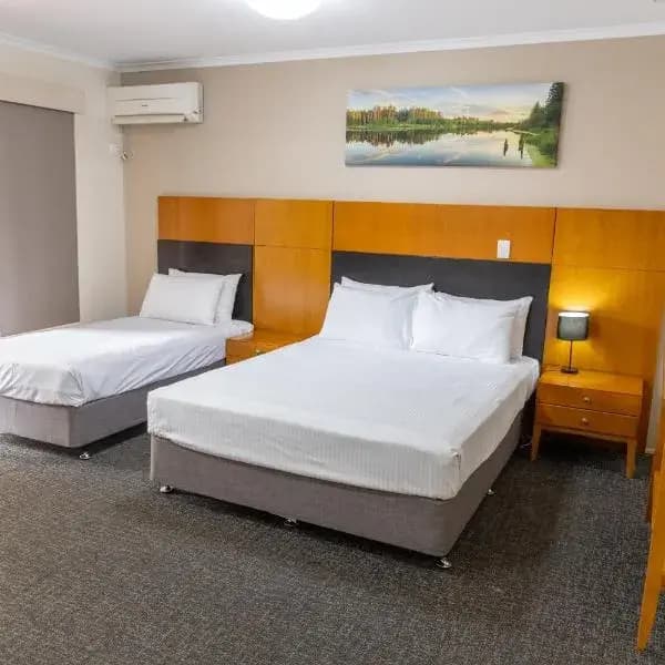 Sandstone Point to Brisbane Airport (BNE) | Elevated Airport Transfer Experience