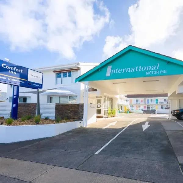 Warrnambool to Melbourne Airport (MEL) | Elevated Airport Transfer Experience