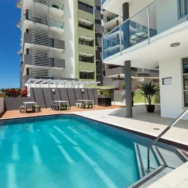 Lutwyche to Brisbane Airport (BNE) | Elevated Airport Transfer Experience