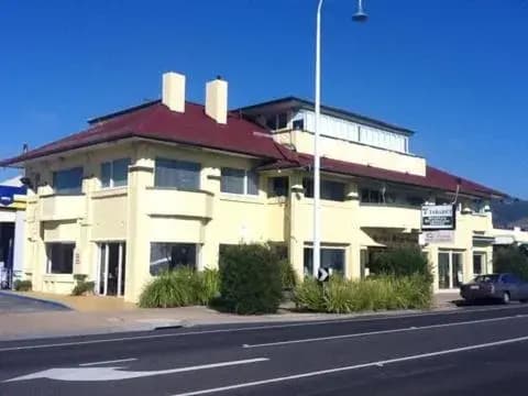 Flinders to Melbourne Airport (MEL) | Elevated Airport Transfer Experience