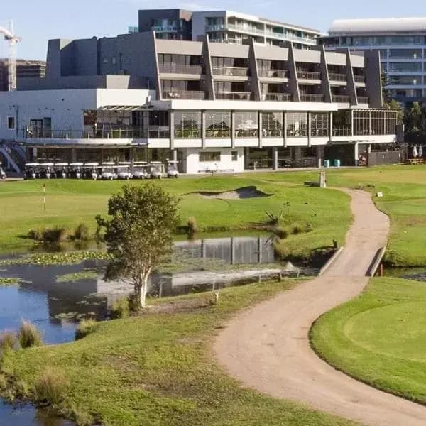 Kemblawarra to Sydney Airport (SYD) | Elevated Airport Transfer Experience