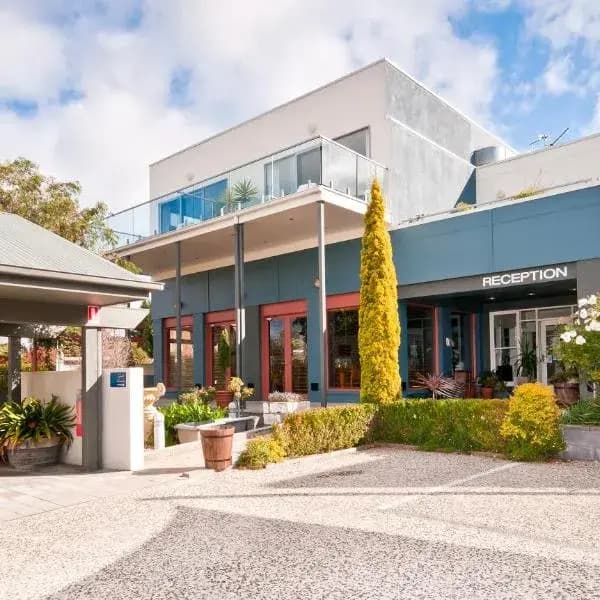 Beech Forest to Melbourne Airport (MEL) | Elevated Airport Transfer Experience