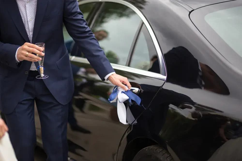Wedding Chauffeur Car Hire in Melbourne