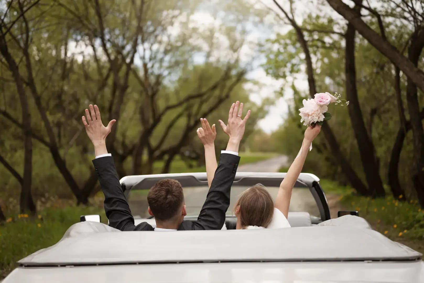 Arrive In Style - Your Dream Wedding Car Melbourne Awaits With mnmridez Chauffeur