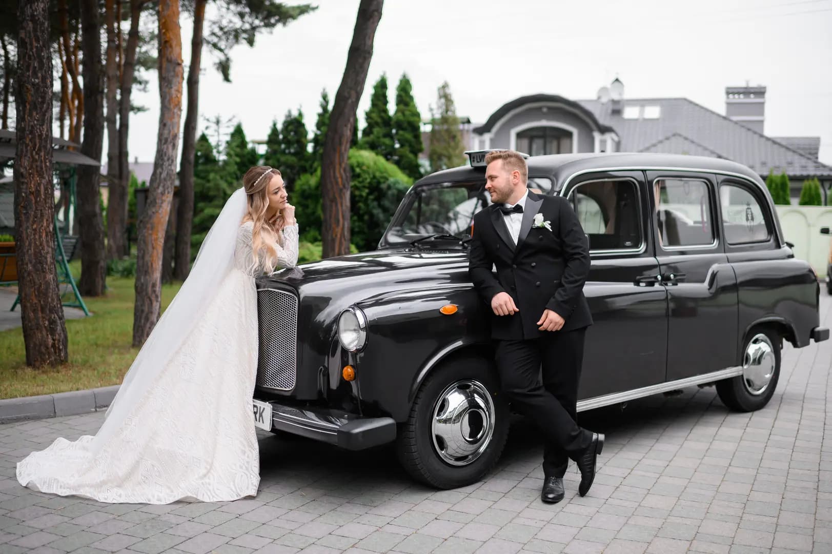 Wedding Car Hire in Essendon