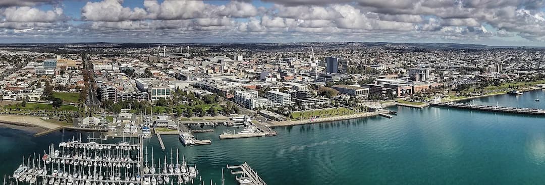 Geelong to Melbourne Airport (MEL) | Reliable Airport Transfer