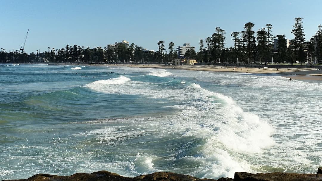 Manly Beach to Sydney Airport Journey: Discover the Luxury of mnmridez Chauffeur Service