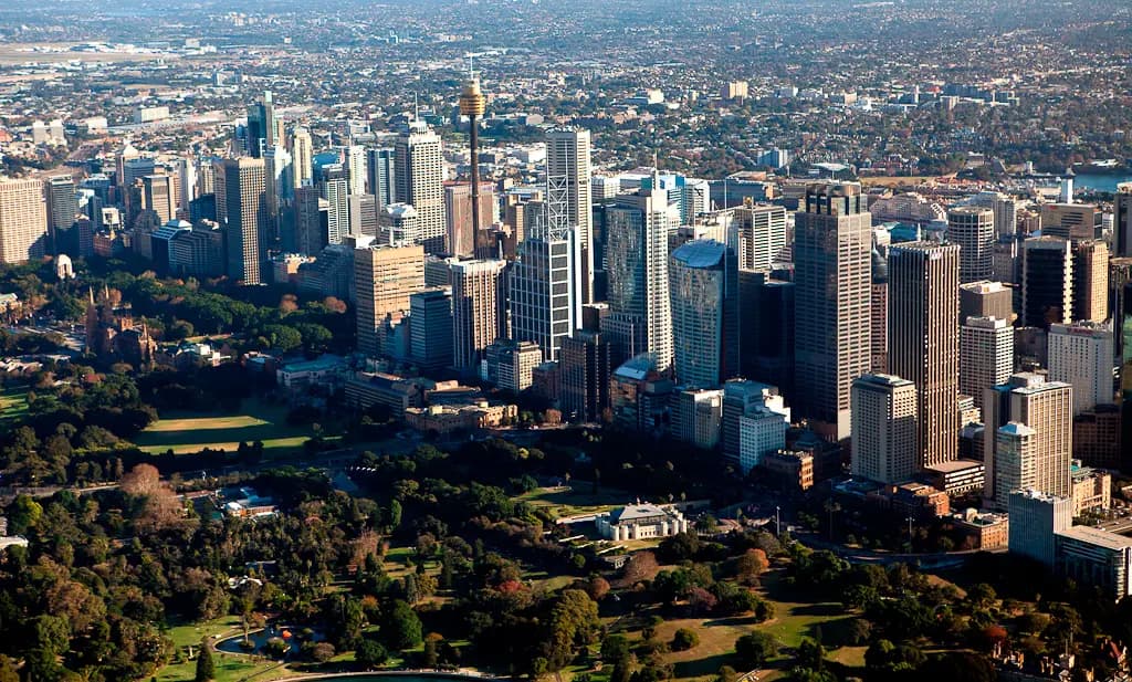 Downtown to Sydney Airport (SYD) | Reliable Airport Transfer