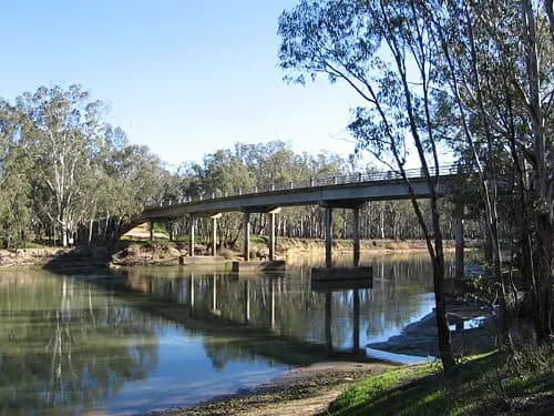 Barmah to Melbourne Airport (MEL) | Reliable Airport Transfer