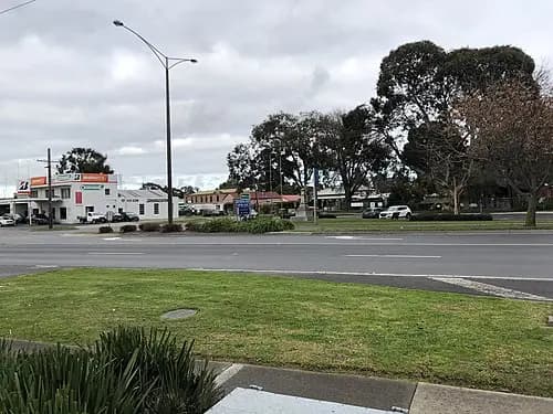 Beaconsfield to Melbourne Airport (MEL) | Reliable Airport Transfer